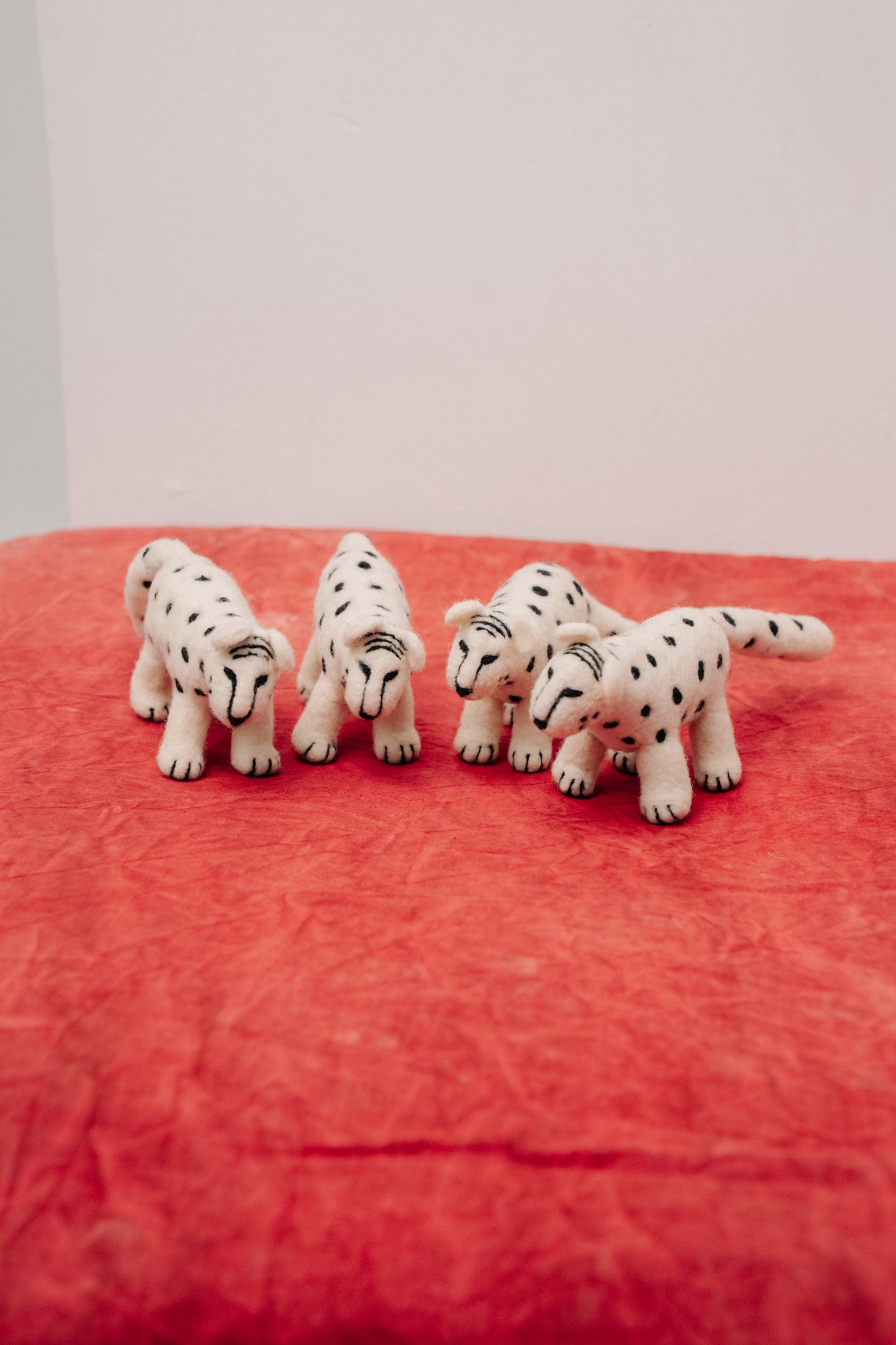 Snow Leopard – Symbol of Grace and Inner Power